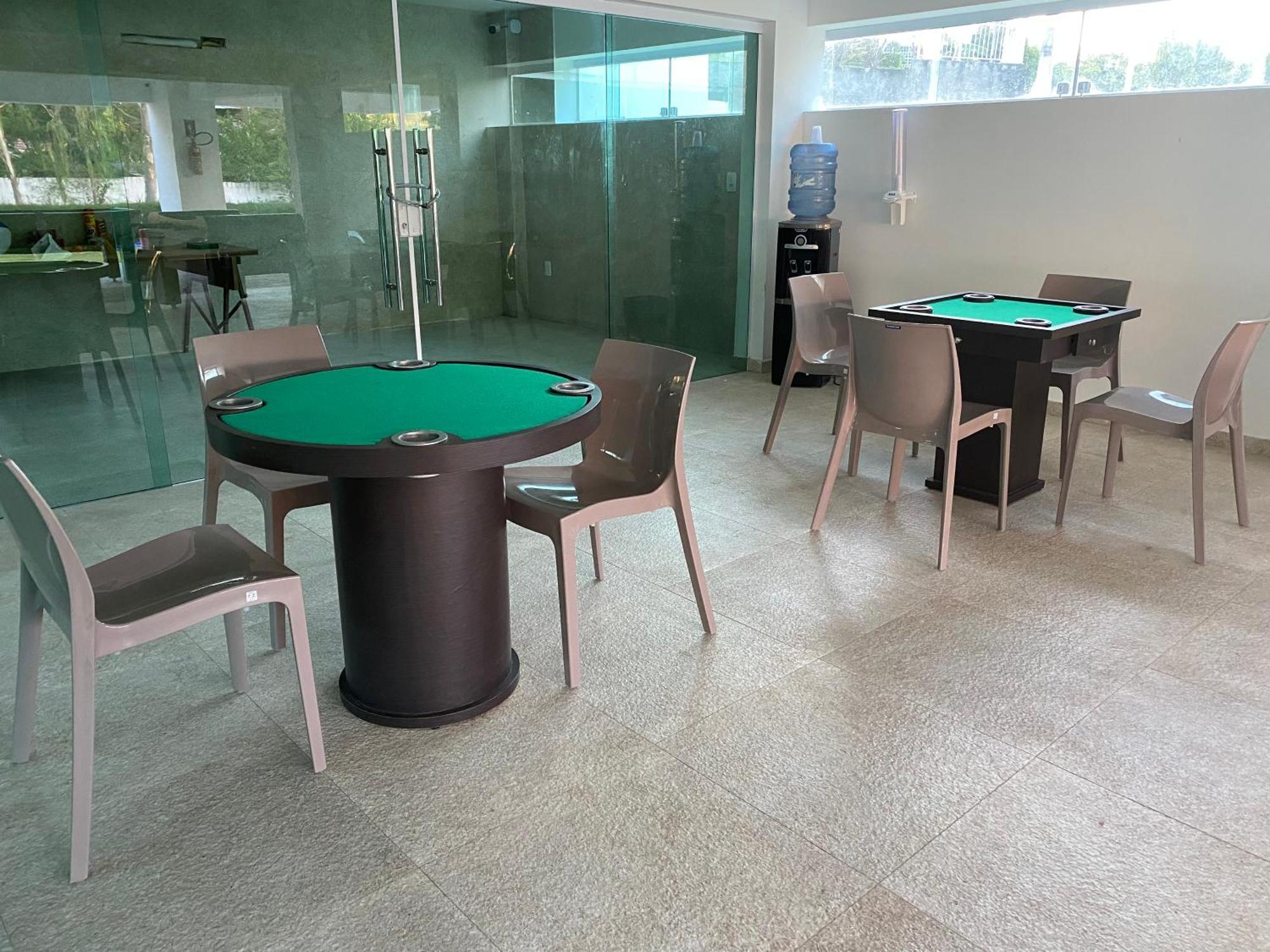 Gravata Conforto Em Condominio 200M 4 Qts E 5 Wc Luaran gambar