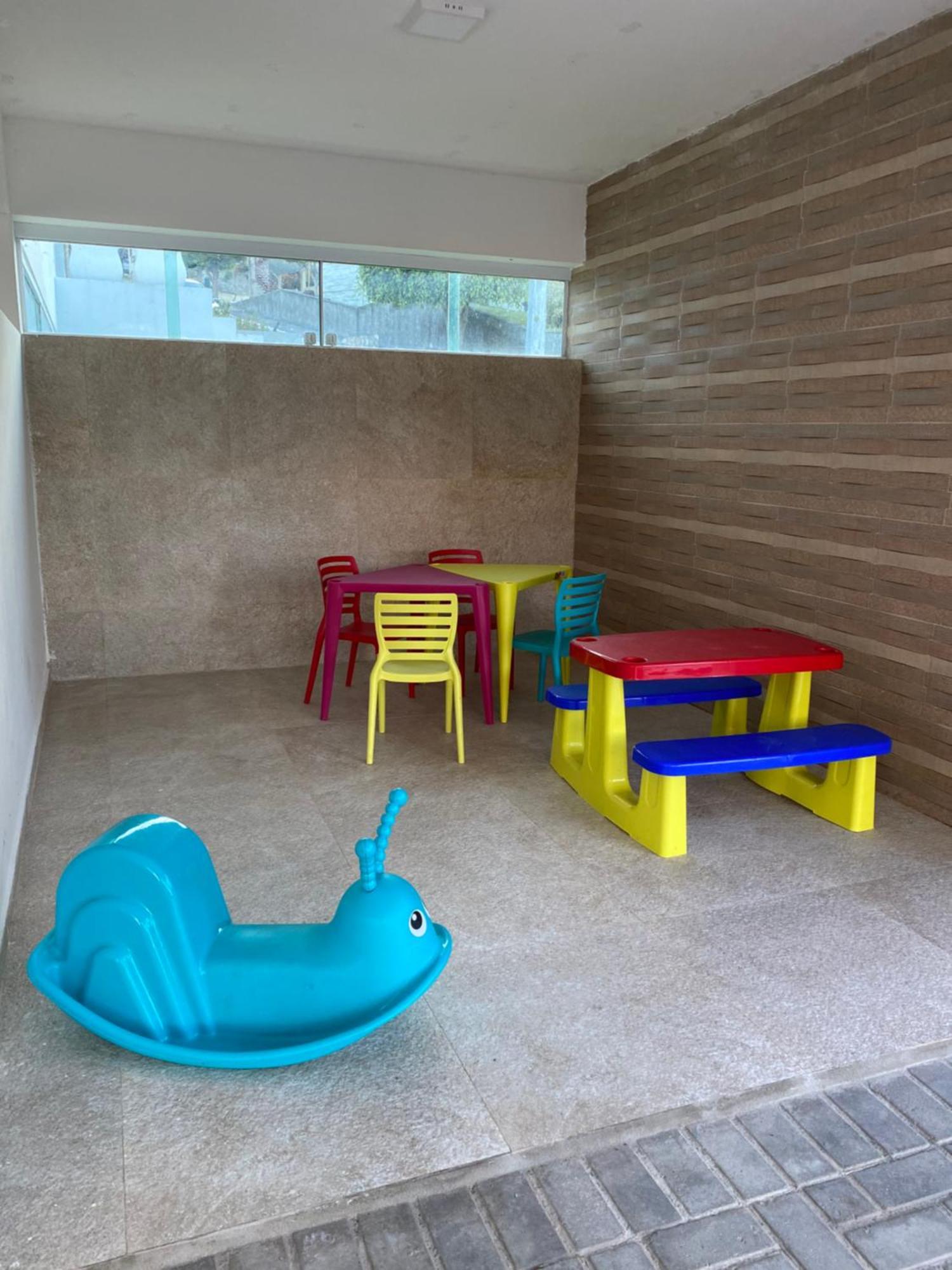 Gravata Conforto Em Condominio 200M 4 Qts E 5 Wc Luaran gambar
